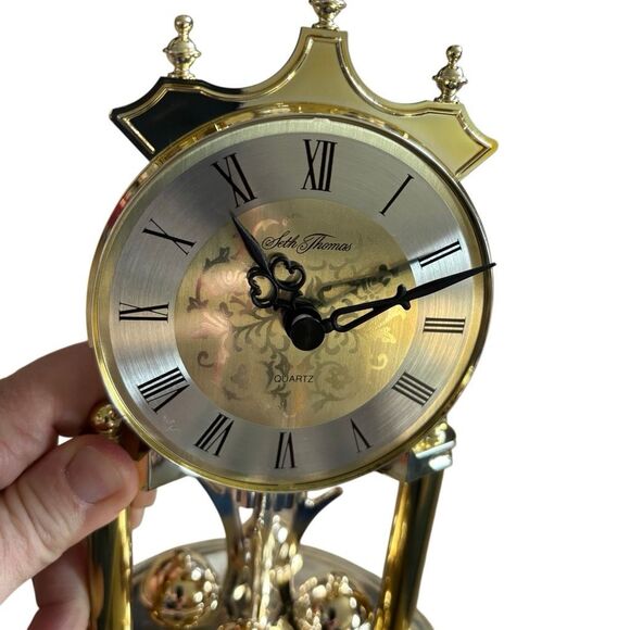 Seth Thomas Gold Tone Quartz Dome Mantle Clock - Picture 4 of 4